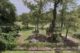 7900 S Colony Cir S, Tamarac, FL 33321 - Photo 1