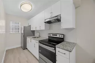 1720 Cleveland St, Hollywood, FL 33020 - Photo 1