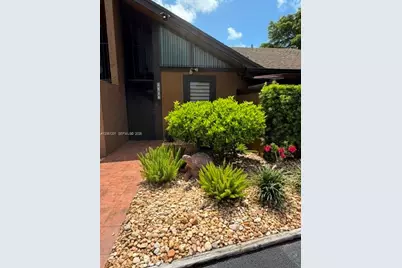 9397 SW 130th St, Miami, FL 33176 - Photo 1