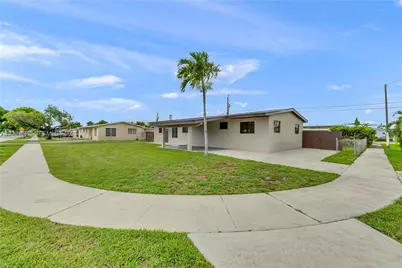 2000 SW 84th Ave, Miami, FL 33155 - Photo 1