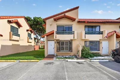 10206 SW 77th Ct, Miami, FL 33156 - Photo 1