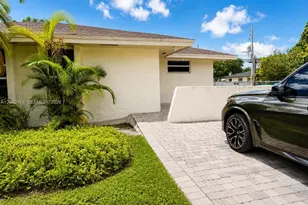 5780 SW 61st St, Miami, FL 33143 - Photo 1