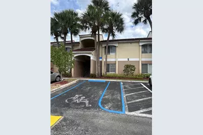 815 W Boynton Beach Blvd #5-103, Boynton Beach, FL 33426 - Photo 1