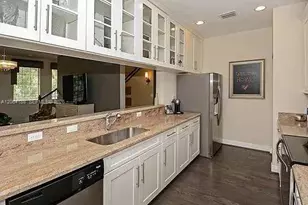 837 SW 147th Ave, Pembroke Pines, FL 33027 - Photo 1