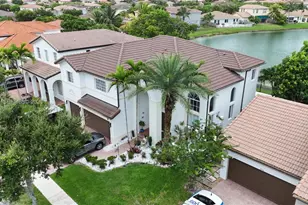 3964 NE 15th St, Homestead, FL 33033 - Photo 1