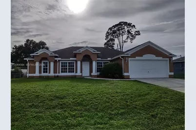 151 SW South Wakefield Cir #-, Port Saint Lucie, FL 34953 - Photo 1