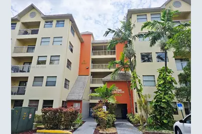 8160 Geneva Ct #112, Doral, FL 33166 - Photo 1