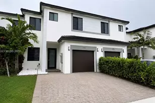 13642 SW 157th Pl, Miami, FL 33196 - Photo 1
