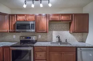 233 SE 11th Ave, Pompano Beach, FL 33060 - Photo 1