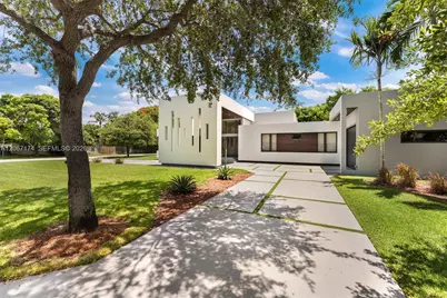 15315 SW 84th Avenue, Palmetto Bay, FL 33157 - Photo 1