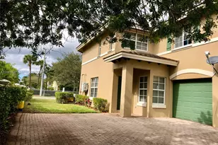1811 NE 5th St, Boynton Beach, FL 33435 - Photo 1