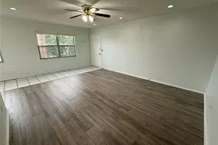 150 SW 134th Way, Pembroke Pines, FL 33027 - Photo 1