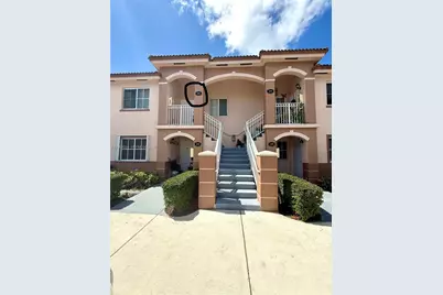 1260 SE 27th St #204, Homestead, FL 33035 - Photo 1