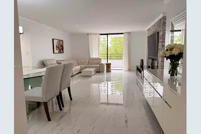 500 Three Islands Blvd #106, Hallandale Beach, FL 33009 - Photo 1