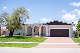20200 SW 90th Ave Rd, Cutler Bay, FL 33189 - Photo 1