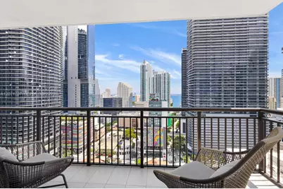 999 SW 1st Ave #2502, Miami, FL 33130 - Photo 1