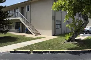 15324 SW 72nd St, Miami, FL 33193 - Photo 1