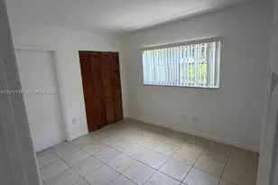 1290 NE 119th St, Miami, FL 33161 - Photo 1