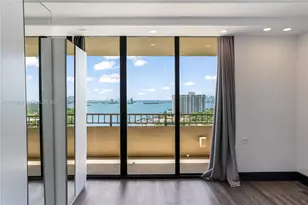 11113 Biscayne Blvd, Miami, FL 33181 - Photo 1