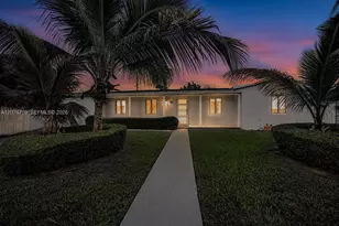 9541 SW 165th St, Miami, FL 33157 - Photo 1