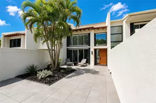 7865 SW 106th Ave, Miami, FL 33173 - Photo 1