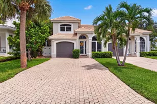 2221 NE 33rd Ave, Fort Lauderdale, FL 33305 - Photo 1