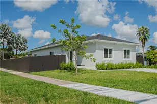 348 SW 5th Ave, Florida City, FL 33034 - Photo 1