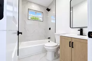 3510 NW 82nd St, Miami, FL 33147 - Photo 21