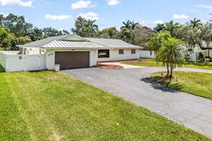 1120 E Tropical Way, Plantation, FL 33317 - Photo 1