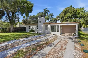 139 SW 21st Way, Fort Lauderdale, FL 33312 - Photo 1