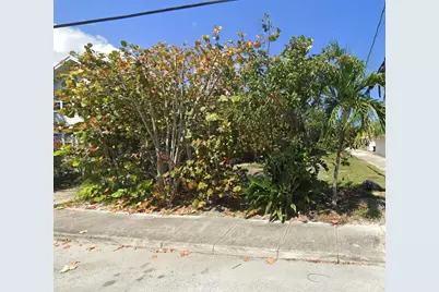 416 3rd Avenue S, Lake Worth, FL 33460 - Photo 1