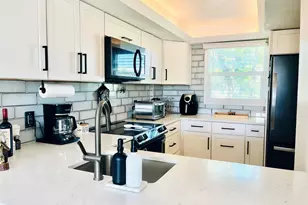 111 Royal Pk Dr, Oakland Park, FL 33309 - Photo 1