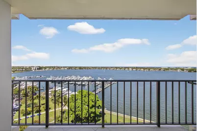 134 Lakeshore Drive #T14, North Palm Beach, FL 33408 - Photo 1