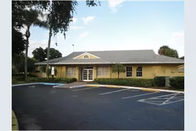 1731 NW 96th Terrace #2h, Pembroke Pines, FL 33024 - Photo 1