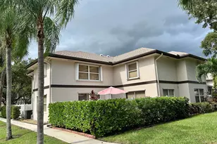 16 Amherst Ct, Royal Palm Beach, FL 33411 - Photo 1