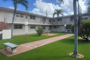 1710 McKinley St, Hollywood, FL 33020 - Photo 1