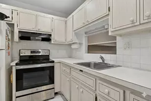 5111 W Oakland Park Blvd, Lauderdale Lakes, FL 33313 - Photo 1