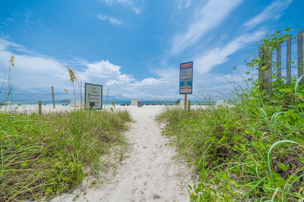 17545 Front Beach Rd, Panama City FL  32413-1907 exterior