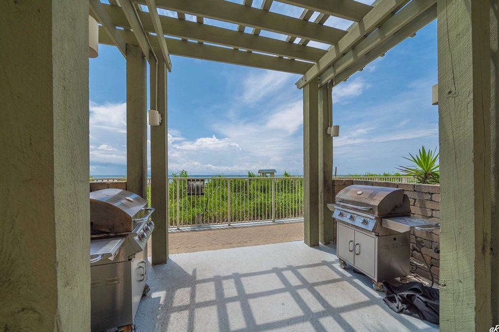 17545 Front Beach Rd, Panama City FL  32413-1907 exterior