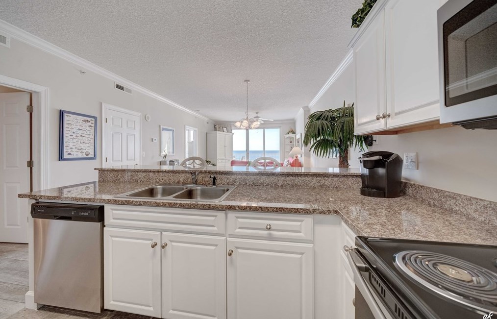 17545 Front Beach Rd, Panama City FL  32413-1907 exterior