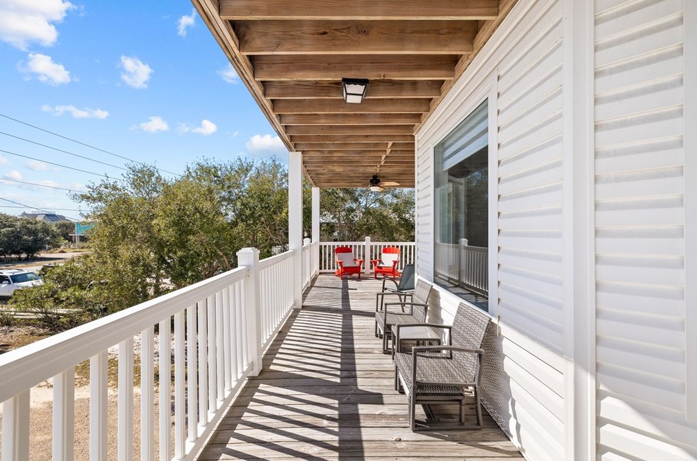 949 Gulf Beach Dr, Saint George Island FL  32328-3002 exterior