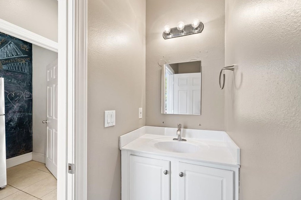 949 Gulf Beach Dr, Saint George Island FL  32328-3002 exterior