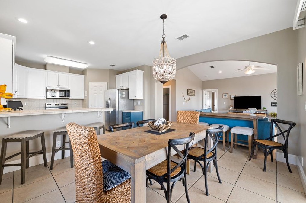 949 Gulf Beach Dr, Saint George Island FL  32328-3002 exterior