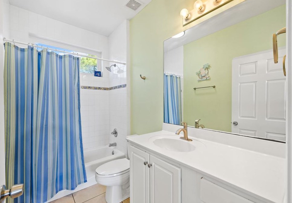 949 Gulf Beach Dr, Saint George Island FL  32328-3002 exterior