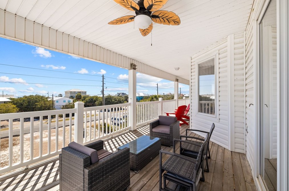 949 Gulf Beach Dr, Saint George Island FL  32328-3002 exterior