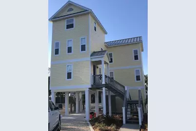 2239 Bayside Dr, Saint George Island, FL 32328 - Photo 3