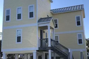 2239 Bayside Dr, Saint George Island, FL 32328 - Photo 3