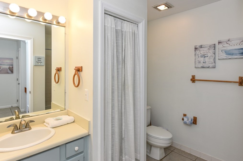 1804 Gulf Bch Dr, Saint George Island FL  32328-2827 exterior