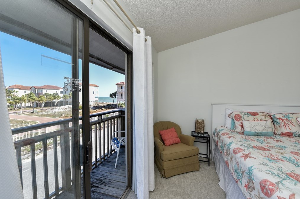 1804 Gulf Bch Dr, Saint George Island FL  32328-2827 exterior