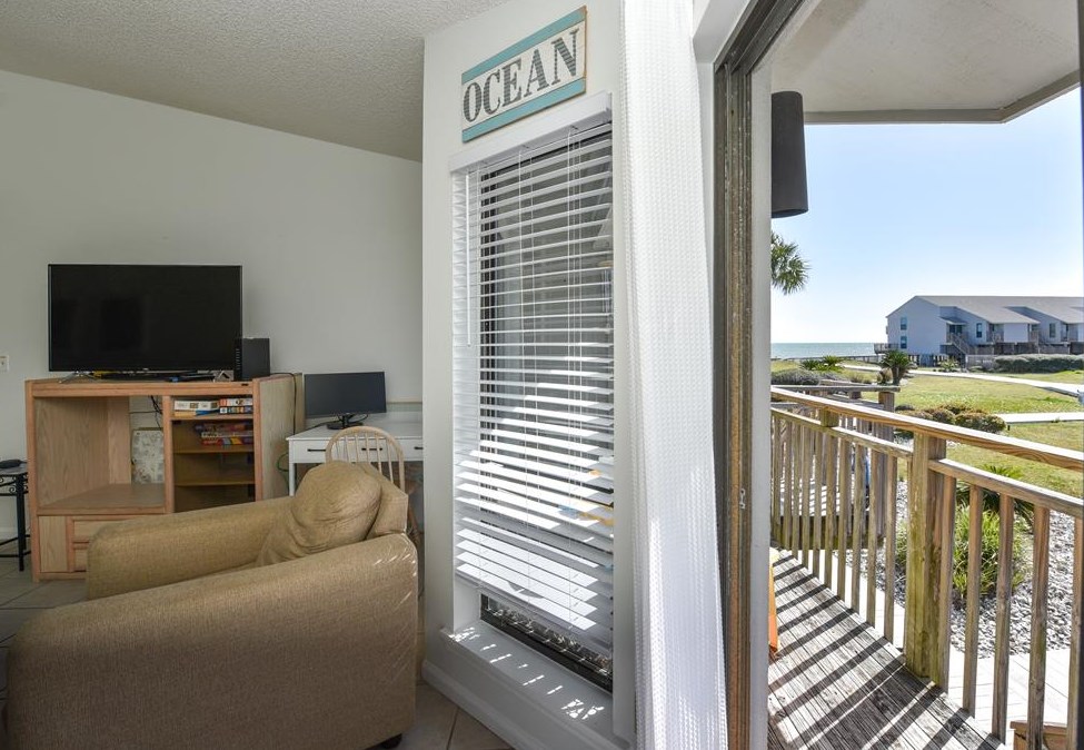 1804 Gulf Bch Dr, Saint George Island FL  32328-2827 exterior